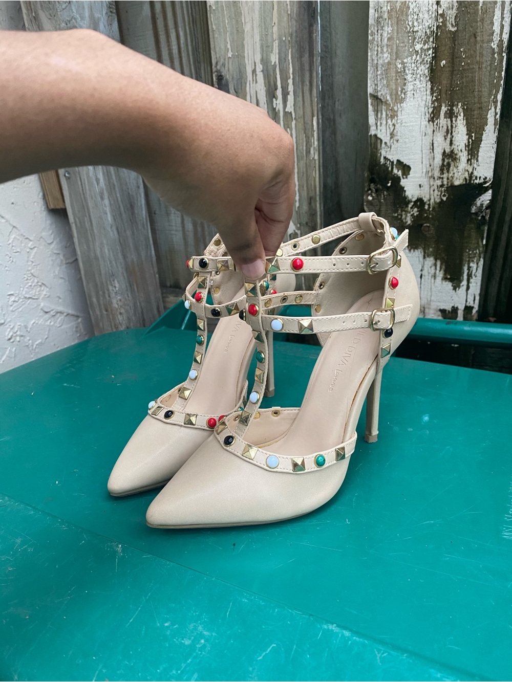 Heels - Picture 2 of 2